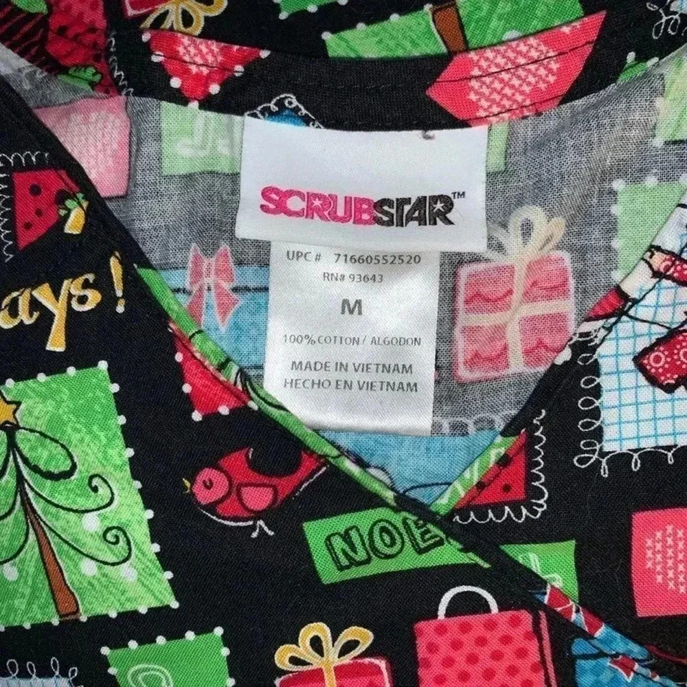 Scrubstar  Christmas Print Scrub Size Medium - Picture 3 of 3